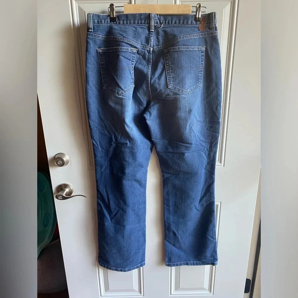 Vintage Tommy Hilfiger Denim Jeans 34” Waist 32” Inseam Straight Leg Denim - Picture 4 of 8
